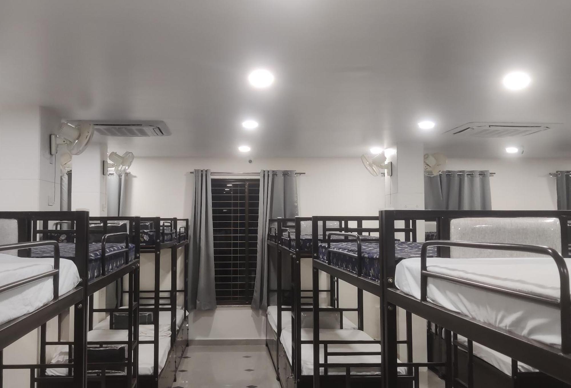 Basera Ac Dormitory & Rooms Nagpur Exterior photo